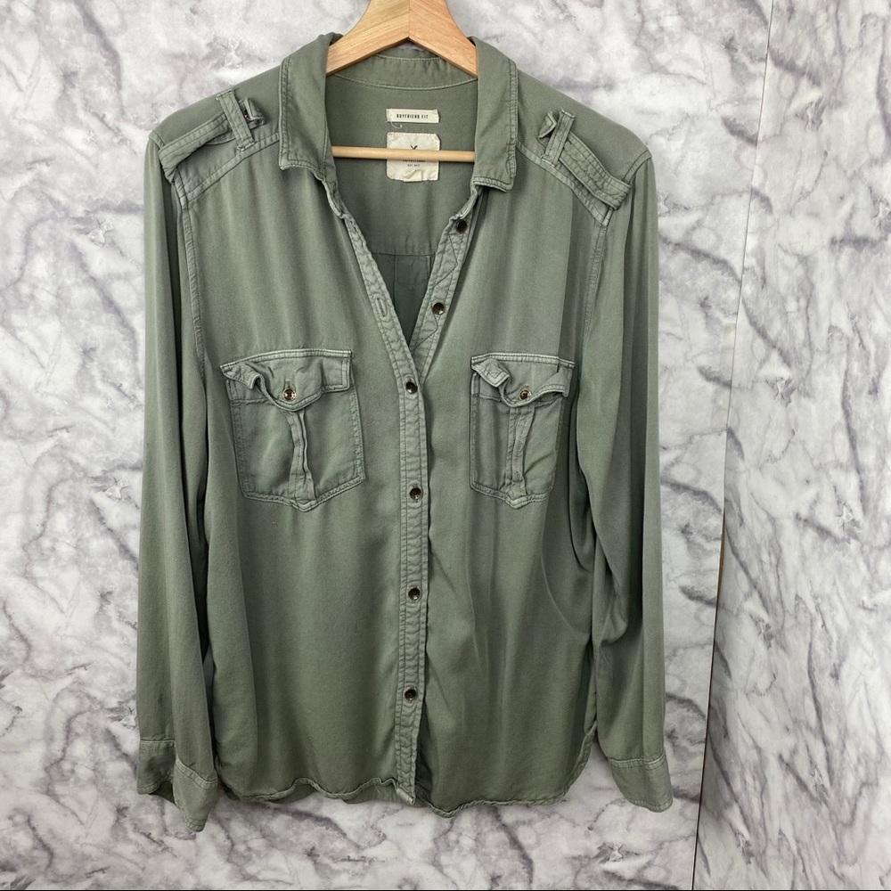 American Eagle Outfitters Boyfriend Fit Top - Picture 6 of 9
